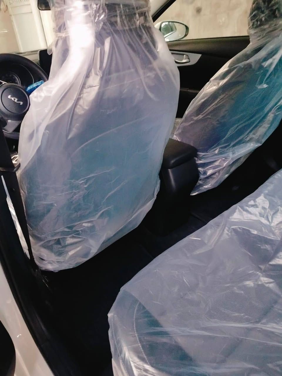 السلام عليكم 
                     اخوان كيا فورتي للبيع موديل 24 
دخول جديد السعر بدون لوحات 155$
السياره حييل نضيفه معنى الكلمه
حادث جاملوغ فقط والباب شبر بارد 
***********
