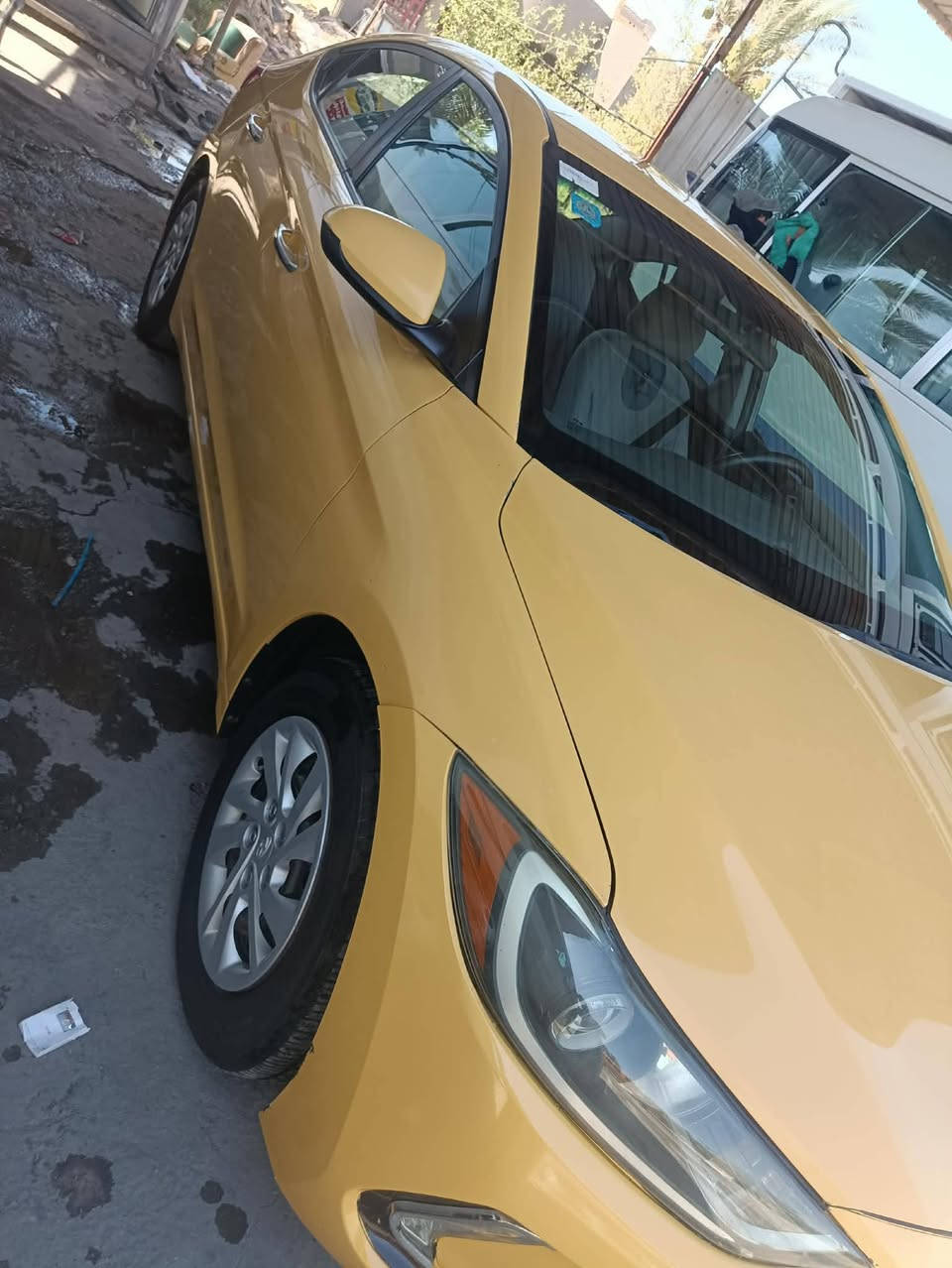 بيع مستعجل مكان سماوه بيه بنيد وجاملغ بدون عابر نص فول حداديه جديده تخم تاير سنويه ٣١ بسمي شخصين كير محرك شرط سياره كلش نضيفه سعر ١١٢ وبيه مجال بصيط ***********
