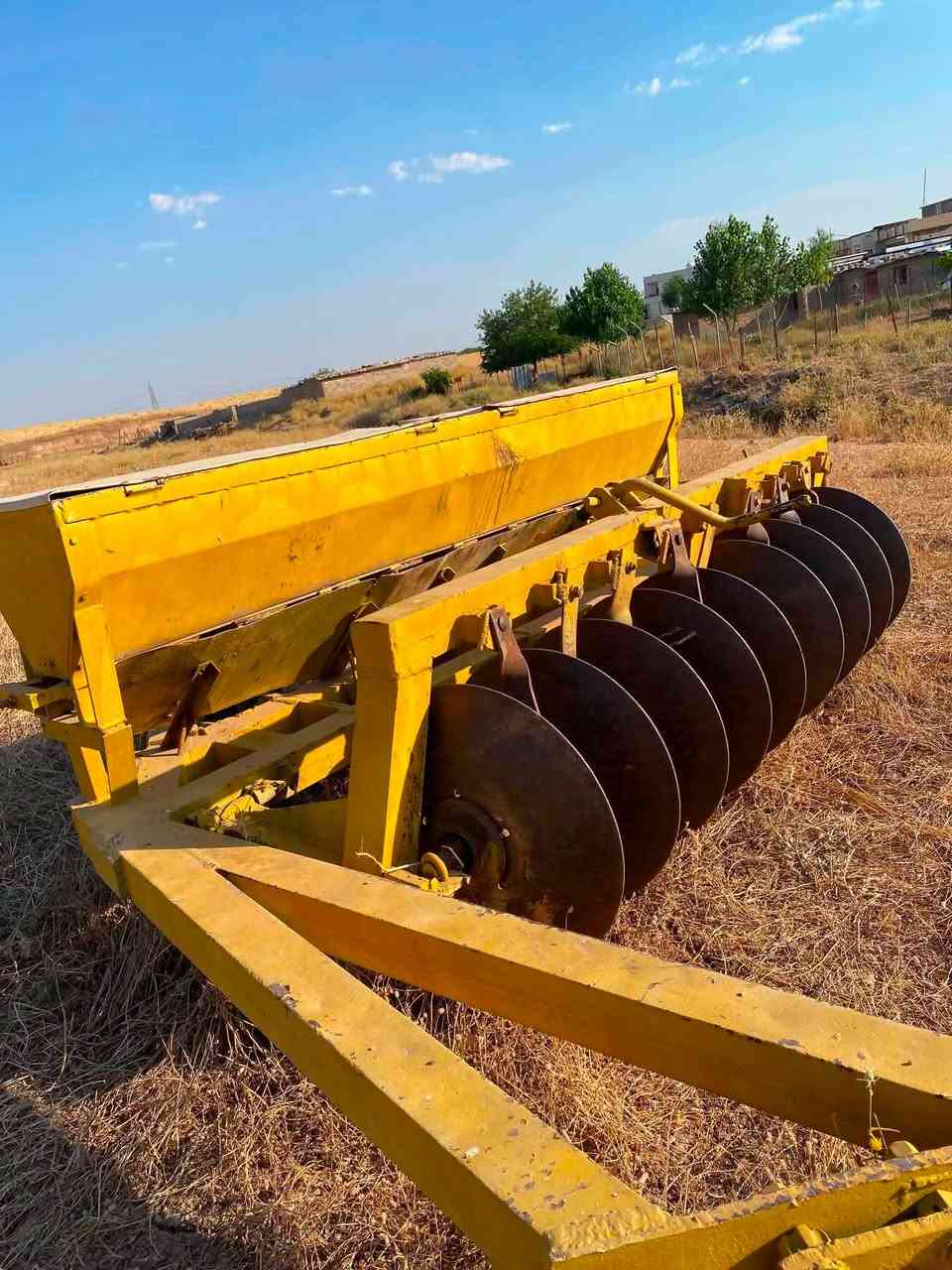 للبيع ديسك حجم 9دبل شاسى صاج فرنسي   سعر مناسب. رجا موو شراى. ماخر. مكان بردرش 
*********** واتساب
