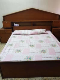 غرفة نوم • مستعملة • للبيع