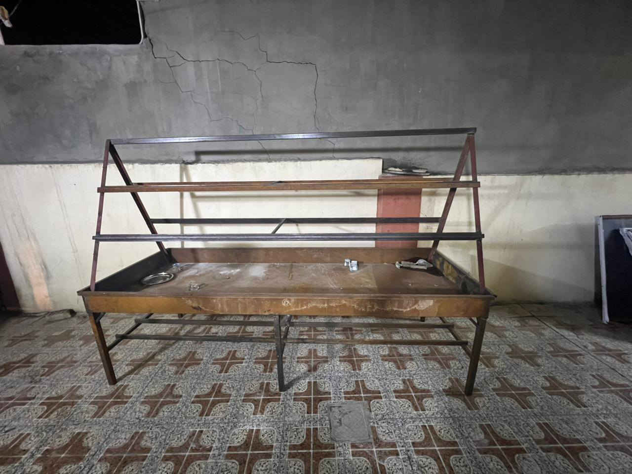 شوايه دجاج للبيع التواصل على الرقم ***********
