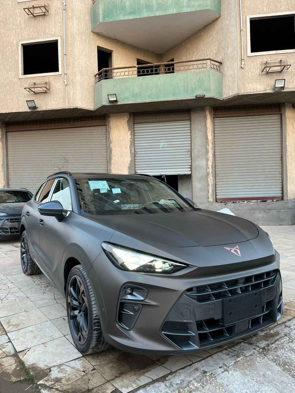 كوبر تيرامار 2026 اللون الجديد برونزي مط التعديل الجديد 
أعلى فئة 
عفش كهرباء DCC Control 
فوانيس Matrix LED 
كراسى تسخين
سقف بانوراما
تكيف خلفى تاتش 
داعم قطنيه 
بصمه خارجيه وداخليه 
كاميرات 360°
جنوط20inch
1400 cc

رقم للتواصل 
010 94784991


**إذا كنت صاحب هذا الإعلان وتريد حذفه لأي سبب، رجاءا أرسل رسالة إلى الدعم الفني**