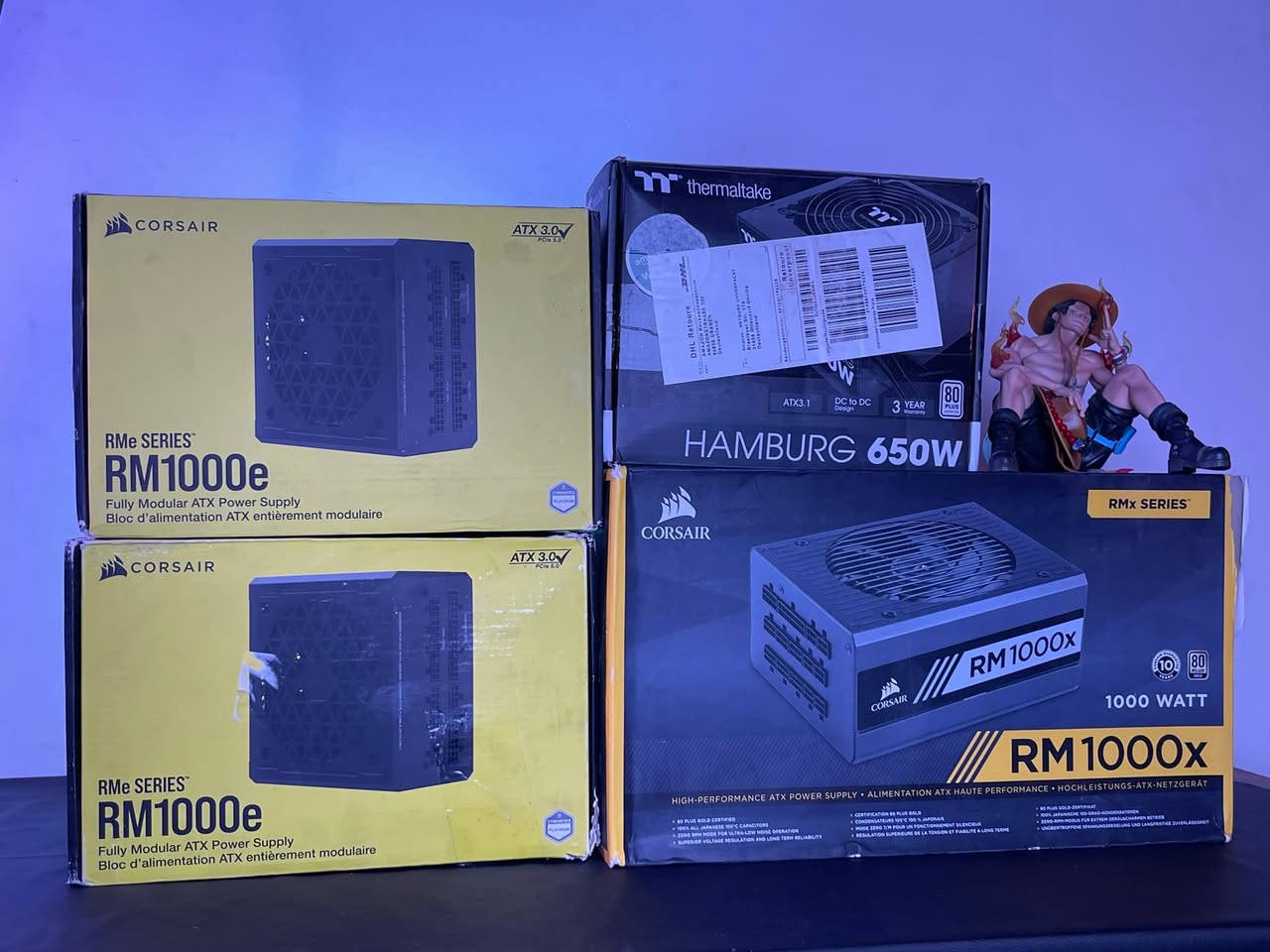 السلام عليكم .. 
نرشتلكم مجموعة قليلة 
⚡️ وجبة بور سبلاي (Power Supply) بمواصفات خرافية وأحدث جيل! ⚡️
للبيع قطع بور سبلاي من أقوى الشركات العالمية (Corsair / MSI / Thermaltake)، كلها تدعم كروت الشاشة الحديثة وجاهزة للتجميعات القوية.


**إذا كنت صاحب هذا الإعلان وتريد حذفه لأي سبب، رجاءا أرسل رسالة إلى الدعم الفني**