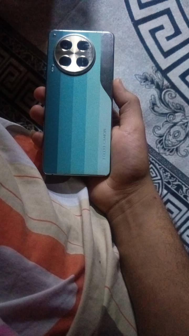 جهاز بحاله ممتازه جهاز كلش حلو ب الببجي 60فريم فول بدون لاك ولا تعليق جهاز اخو جديده ما وياها اي شي ذاكره 256 شحن يطول سبوع شرط الجهاز يخبل معنى الكلمه سعر 200 العنوان بصره زبير واقبل مراوس ايفون فقط


**إذا كنت صاحب هذا الإعلان وتريد حذفه لأي سبب، رجاءا أرسل رسالة إلى الدعم الفني**