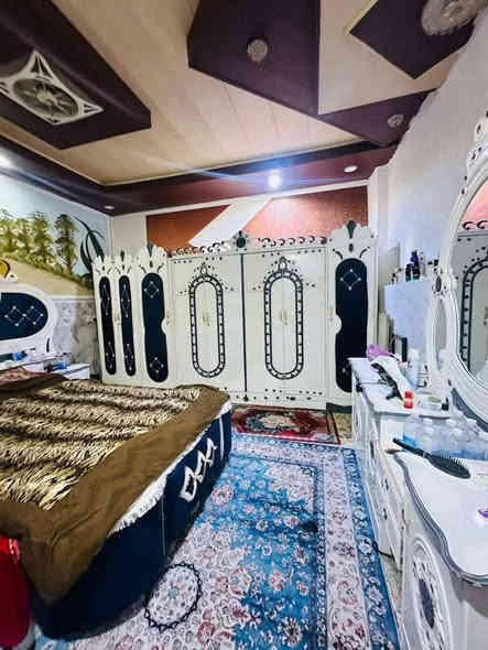 دار للبيع طابو زراعي سند 25 الموقع حي نادر المساحه 200متر 4غرف نوم هول مطبخ صاله صحيات عدد٣ كراج سياره حديقه صغيره مناور عدد 3 للاستفسار مكتب النبل للعقار والبناء والهندسه *********** واتساب *********** واتساب
