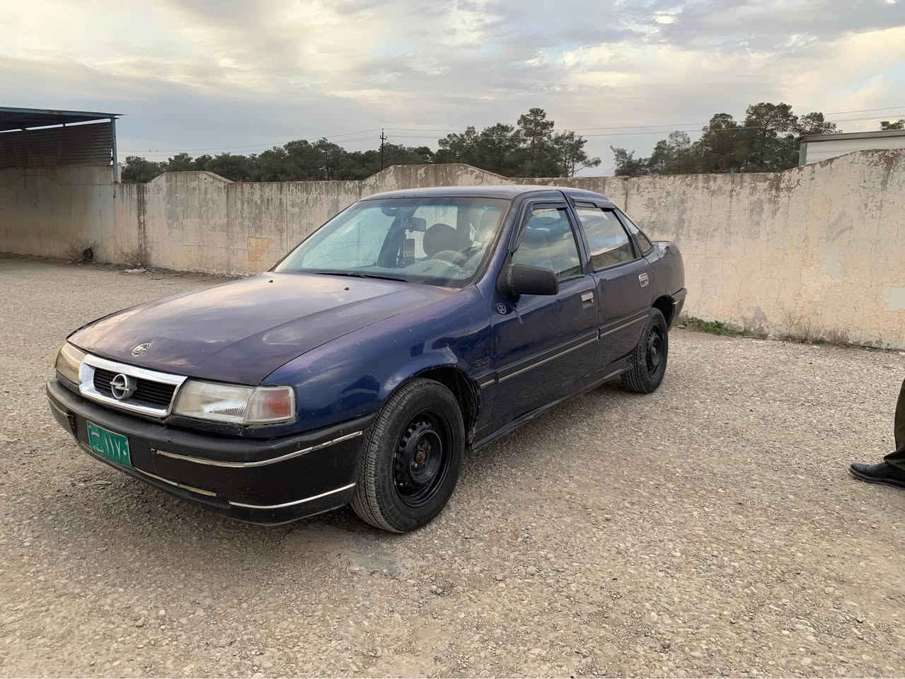 ئۆپڵ فیکترا ئاڕم پلاستیک سلێمانی بەشەرتی ئارم و ئەوەلیات و براوە مەکینە ١٨هەموو گیانی بەشەرت بئ تەقەو رەقە زۆر مەزبوتە 
سعر ١٩$
***********
*********** شمشمل, السليمانية
