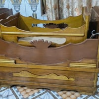 كاروك خشب صاج عراقي اصلي  قطعتين قطعه چربايه وبداخلها كاروك ينفص عنها ...