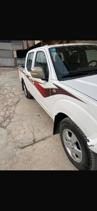 نيفارا ٢٠٠٨ كير عادي بيهه باب السايق مبدل مكان السياره بغداد الكماليه ...