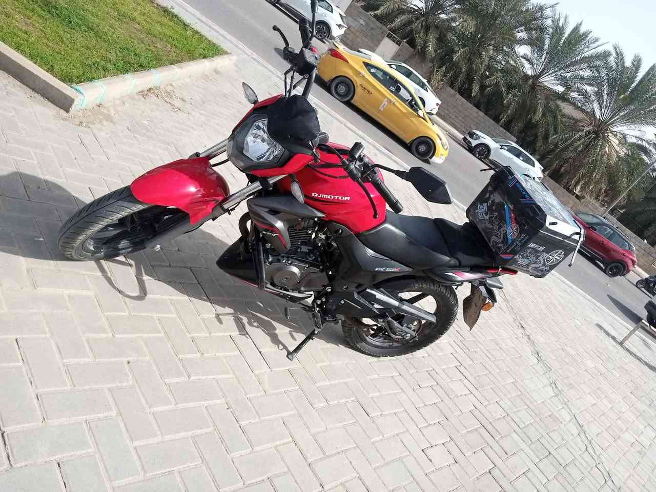 سلام عليكم
دراجه للبيع جديده وصارلي شهرين من مشتريه وكلشي مابيه بس التاير الوره يرادله تبديل 

سعر.. مليون 250 وبيه مجال للشرايه 

الرقم هاذه بس اتصال بدون واتساب ***********

المكان الفلوجه قريه المختار
