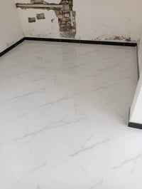 اسطه كاشي سيراميك شغل درجه اولى متفرق حالياً شرط ليزر بأسعار مناسبه.. ...
