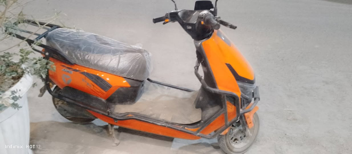 للبيع دراجة شحن يوديا قبل ثلاث اشهر من اخذته دراجة نظيفة فول اخو الجديدة مكان بغداد الكاظمية 
الاتصال على الرقم بيه وات ساب ***********
تفاصيل الدارجة بالصورة الأولى
