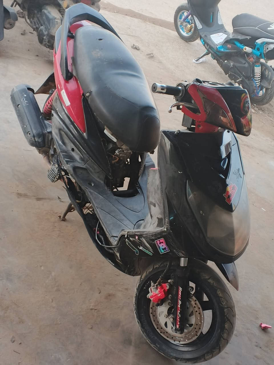 سكنس فحل للبيع كربائيات كله شغاله مكينه تخبل بيه كلجات رياضي شلعه ومعدل تشك لكاع سعر ٤٠٠وبيه مجال مكان ديالى بعقوبه كاطون رازي متواجد خاص او ‏‪***********‬‏او مراوس حسب لقناعه 💙
صير لوتي بل 🩴
