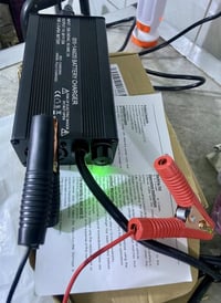 شاحنة ١٢ فولت ٢٠ أمبير جديدة بالكارتونة للتواصل ٠٧٩٠١٥١٥٦٧٤ واتساب يوج...