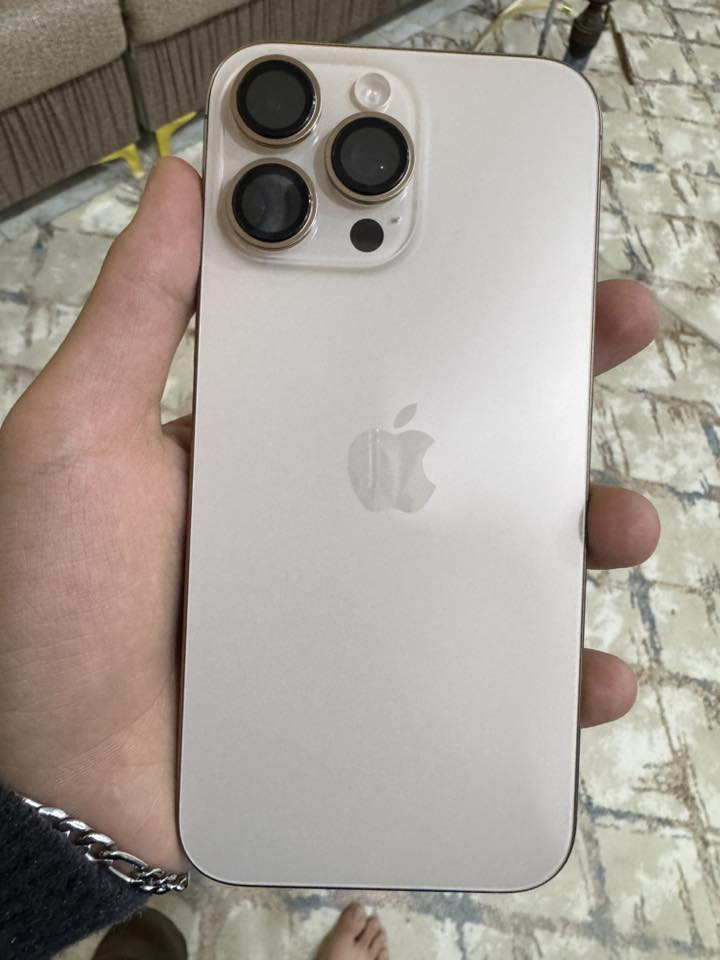 آيفون 16 برو ماكس  ذاكرة 256 

بطارية 98 
الجهاز مكفول ب الكامل وبعده داخل الضمان 

السعر 1375 وبيه مجال 

الرقم ***********
