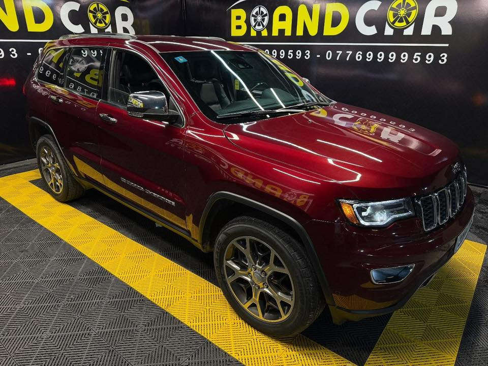 ⁨ السلام عليكم جيب
 كراند شيروكي وارد امريكي بدون حادث
بارد فقط 
 2022
بغداد بسمي
 لون ماروني دواخل اسود جلد 
 ماشيه 34 الف 
محرك 360
 نوع الدفع رباعي 
 بصمة تشغيل - دخول ذكي  - انظمة امان  وضعيات قيادة -مقاعد تدفئة -ستيرن تدفئة -رادار محيطي - حساسات - تحديد مسار - نقطة عمياء - مثبت سرعة -كاميرا - شاشة كبيرة- سياقة ذاتية - تشغيل عن بعد- خزن ميموري كراسي -نضام شحن واير لس مع تايب سي سريع ومواصفات أخرى
*********** .
