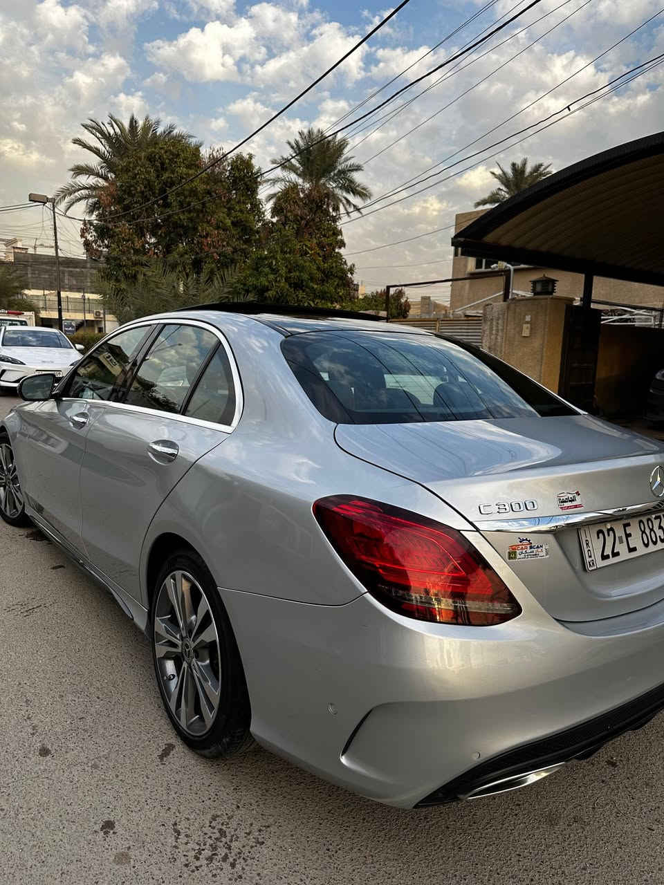 السلام عليكم
للبيع مارسيدس C300 موديل 2021
السياره ماشية ٧٣٠٠٠ كيلو 
لون سلفر 
فول 
بدون صبغ بدون حادث بل بدي 
دعاميات فقط صبغ 
حادث امريكا كيس الدهن 
سيارة رقم اربيل باسمي
مكان السياره المنصور
للتواصل 
***********
