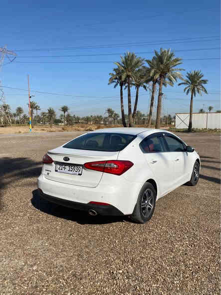 السلام عليكم 

كيا سيراتو خليجي 

موديل 2013

محرك 1600دوش 

السياره بيه قطعه وحده صبغ  

رقم سليمانيه باسمي تريد تحويل تريد وكاله 

مواصفاته فول 

بصمه 

فتحه بصمه أبواب 

شاشه كامرات حساسات 

مري شفط اشاير مري 

كشنات كهرباءي تدفيه تبريد 

هواي مواصفات مامذكوره 

العنوان بغداد 
الشراي يتصل ***********
السعر 118 بغداد
