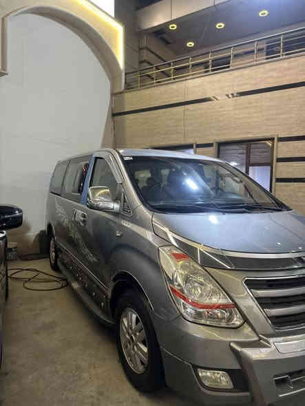 السلام عليكم للبيع 
ستاركس مسكر 
موديل 2014
سيارة بيها بارد بجاملغ خلفي 
باقي سيارة كفالة عامة من صبغ وتبديل ومعجون 
كير مكينة اكسل تبريد كلها كفالة
رقم بغداد 
باسمنه سيارة 
السعر 215
***********
