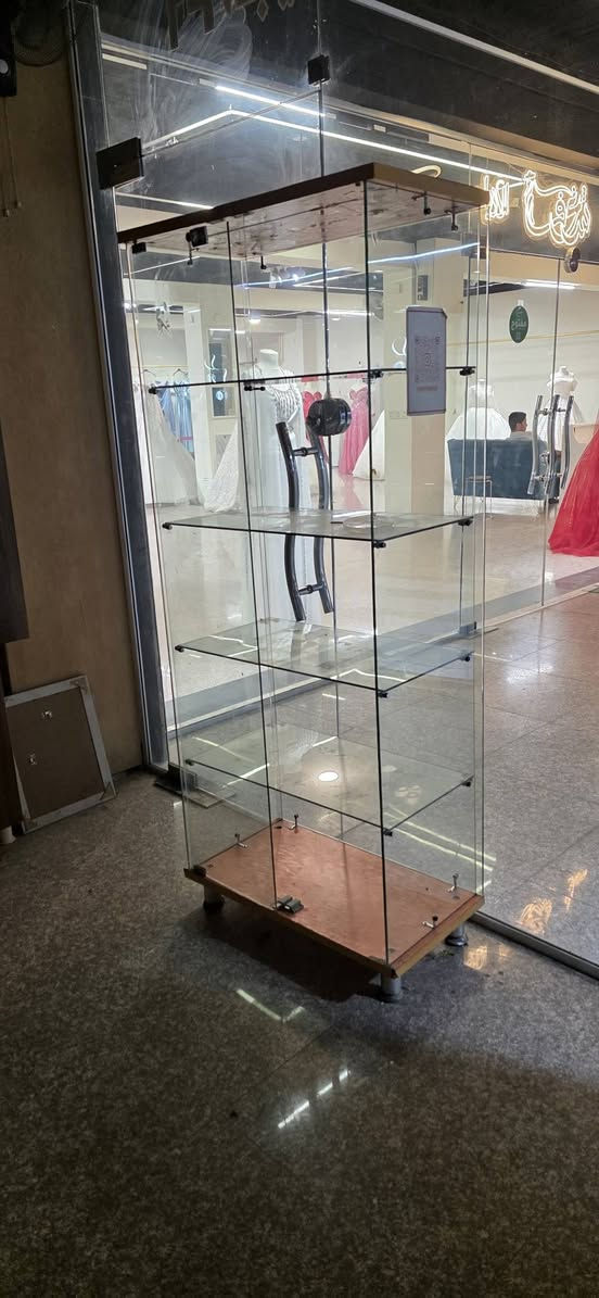 سلام عليكم
فاترينات  جام 
للإستفسار  ***********
