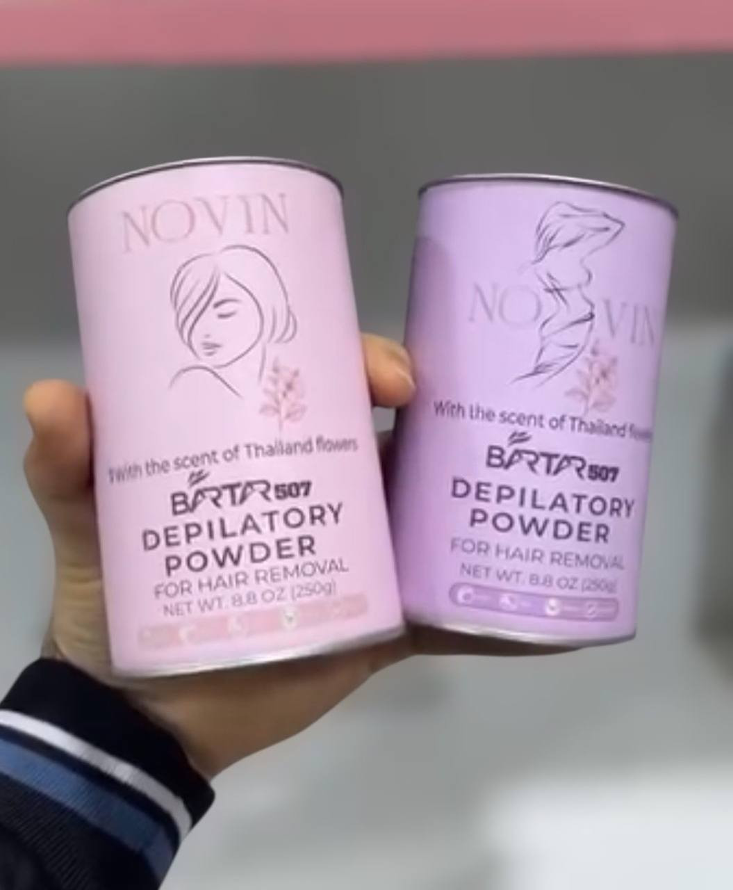 بودرة إزالة الشعر التايلاندية 🇹🇭
+NOVIN - BARTAR 507  

توفرت نوعيتين نوع للوجه والنوع الثاني للجسم والمناطق الحساسة 😍
برائحة زهور تايلند الناعمة
ودعي الحلاقة والألم، واستمتعي ببشرة ناعمة من أول استخدام🌸

الفوائد:
تزيل الشعر بسرعة وسهولة بدون ألم😍
نعومة تدوم لفترة أطول مناسبة للجسم والمناطق الحساسة لا تسبب اسمرار أو تهيج للبشرة رائحة عطرية لطيفة ومنعشة سهلة الاستخدام في البيت☺️
النتيجة:
بشرة ناعمة، نظيفة، ومنتعشة بدون تعب🩷🌸
الوزن: 250 غرام
مثالية لكل امرأة تهتم بنعومة بشرتها
مسحوق مزيل الشعر التايلاندي مصنوع من أعشاب تايلاندية. اللون الوردي مخصص للوجه والمناطق الحساسة، والبنفسجي للجسم.


**إذا كنت صاحب هذا الإعلان وتريد حذفه لأي سبب، رجاءا أرسل رسالة إلى الدعم الفني**