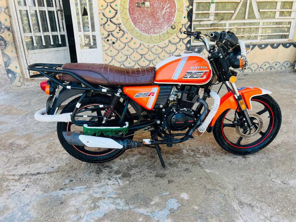 سلام عليكم دراجه دايون اصوليه وصل معرض بيهاء كامله اوراقه موديل 23 وكيله حمودي العارضي بنجف محرك 200 مكفول سعره 900 قفل رقم بي واتساب  وتصال 0 784 960 2984‬
