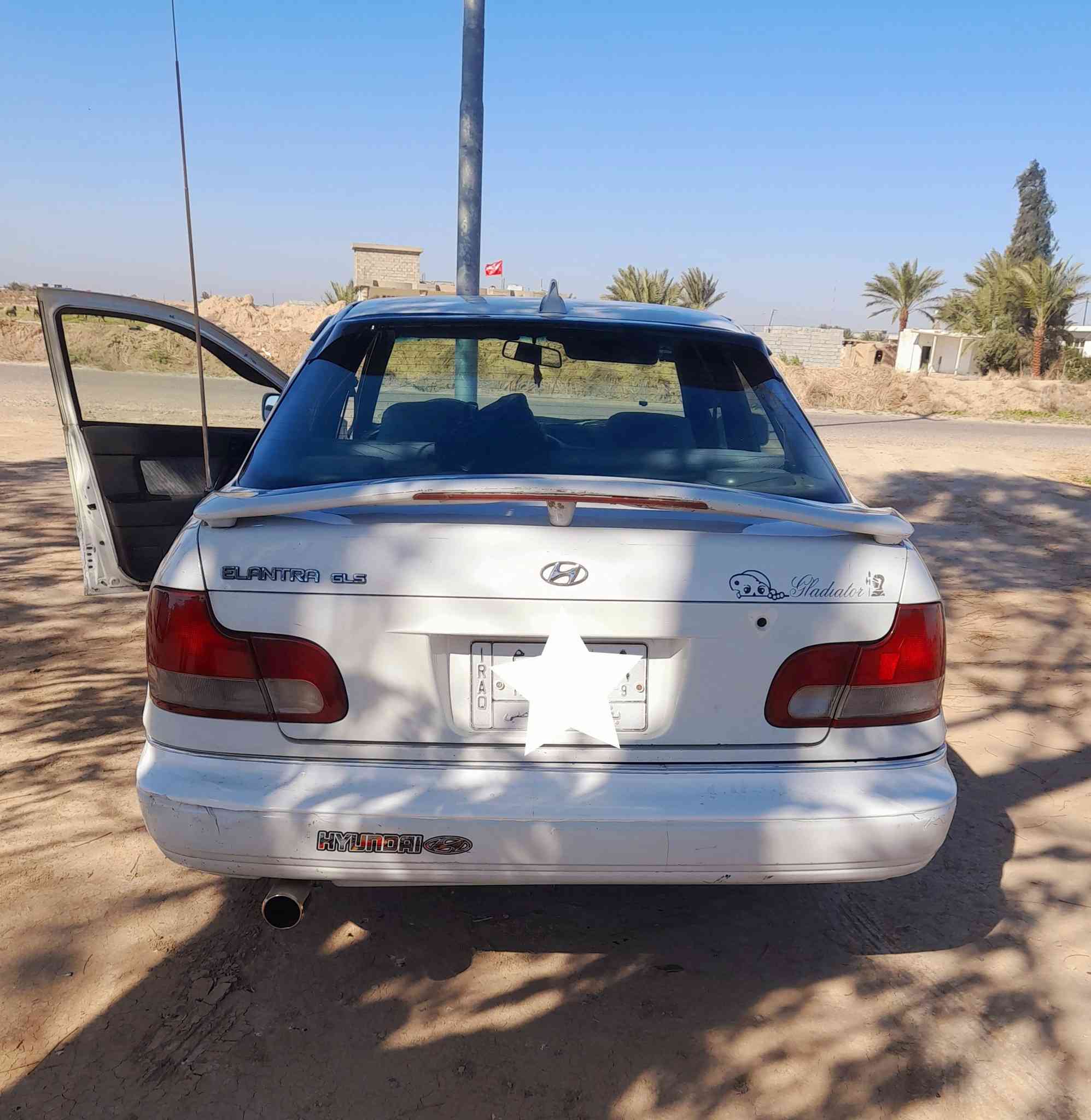 السلام عليكم رمضان مبارك @@سياره هونداي النترا ١٩٩٤ شركه بدون صبغ مكفوله والصور تحكم فول اوتماتك تبريد تدفئه ترايك مفتوح وين ميعجبك السعر ٤٥$ وبيه مجال قليل رقم بغداد مشروع وطني سنويه لنهايه ٢٠٢٨ وللعلم النظيف غالي وحتى اب ١٠ أوراق تلكه العنوان محافظه ديالى والاستفسار اكثر الاتصال على الرقم[***********][***********]
