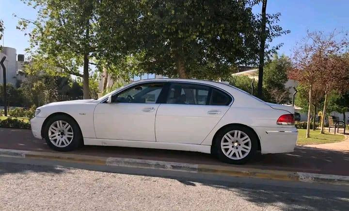 السلام عليكم باخرة اصل وفصل 745 
مديل 2004 خليجية فول مواصفات 
باب طويل باب شفط ميحتاج اذكر مواصفات الباخرة الجناي يعرف مابيها نقص من كير من محرك  من كهرباء  صدر امامي وخلفي جديد السيارة اي كود عطل ماكو قرار 48  مدفوع الف و 200 دولار يعني ثاني يوم تروح تروج معاملة مالك علاقة ب القرار  السعر 75 ورقة رجان لي مو شراي خلي يعبر المنشور ***********
