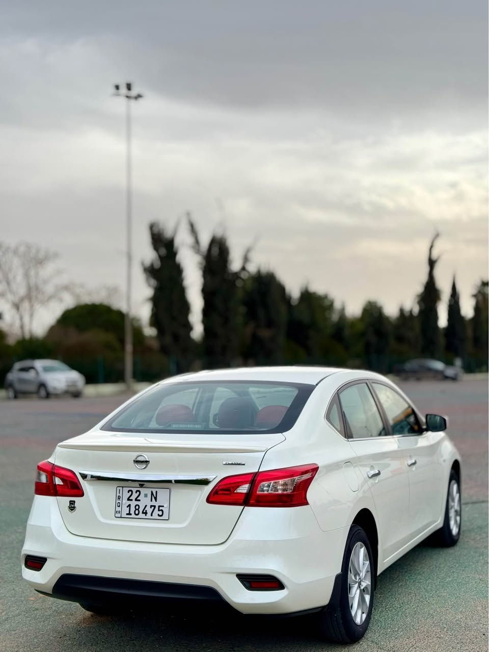 نيسان سنترا خةليجي
موديل 2025
مواسةفات كوشين جلد-داخيل سور-نيزام ئيكو 
سيارةكة بي سبوخة تةنيا يةك بست پي دي ئاري هةية لةچاملخي پيشةوة 
فحسو هةزةي نوية بةناوي خومة تةحويل كردن لةهةمان رؤژ 
ژمارة ***********كؤرةك وةتس ئاپ أربيل, العراق
