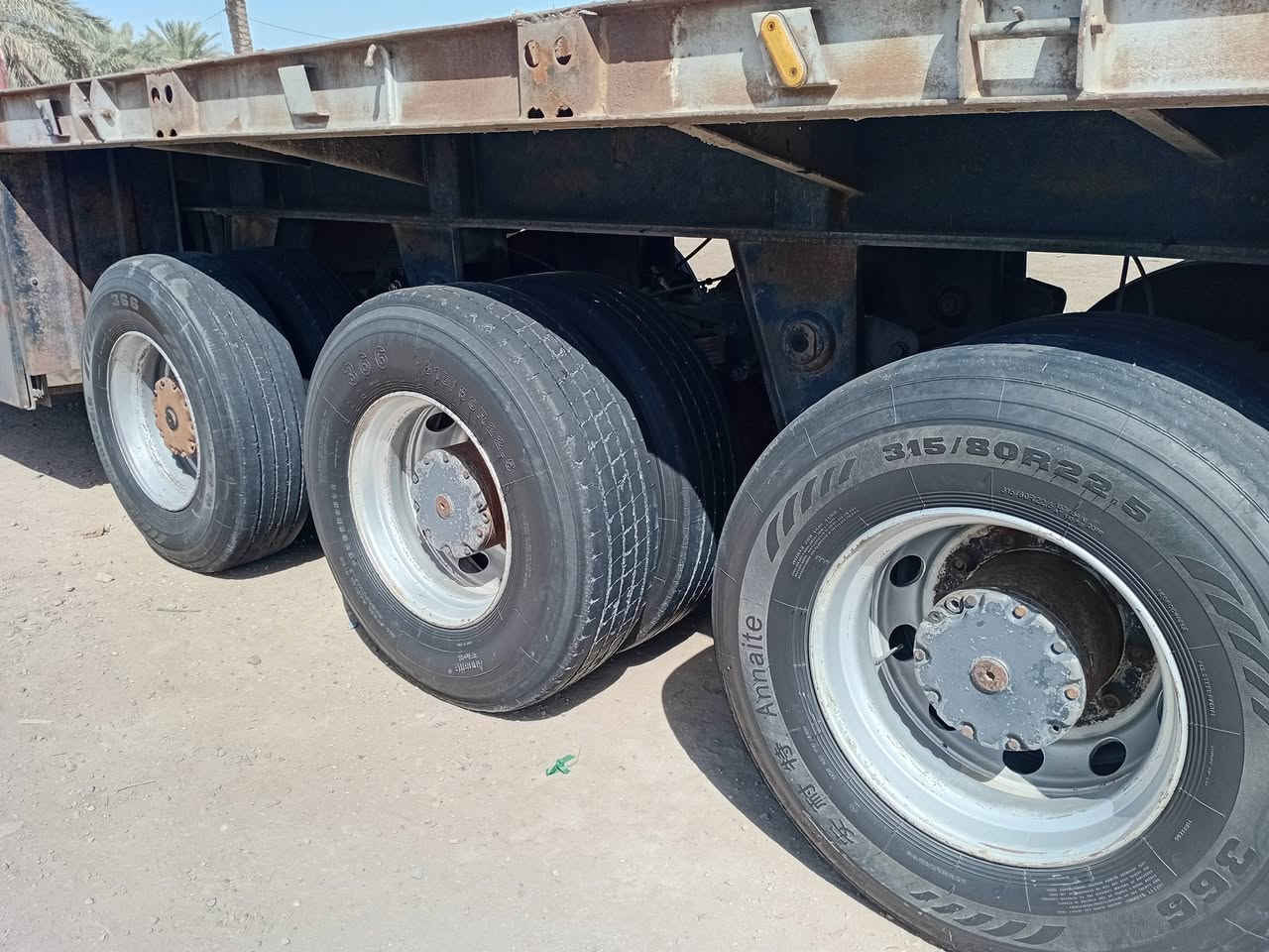 عربانه للبيع جاهزه للعمل مكفوله كفاله عامه حداديه الطول ١٢ونص مكان بغداد الفظيليه(***********)(***********)
