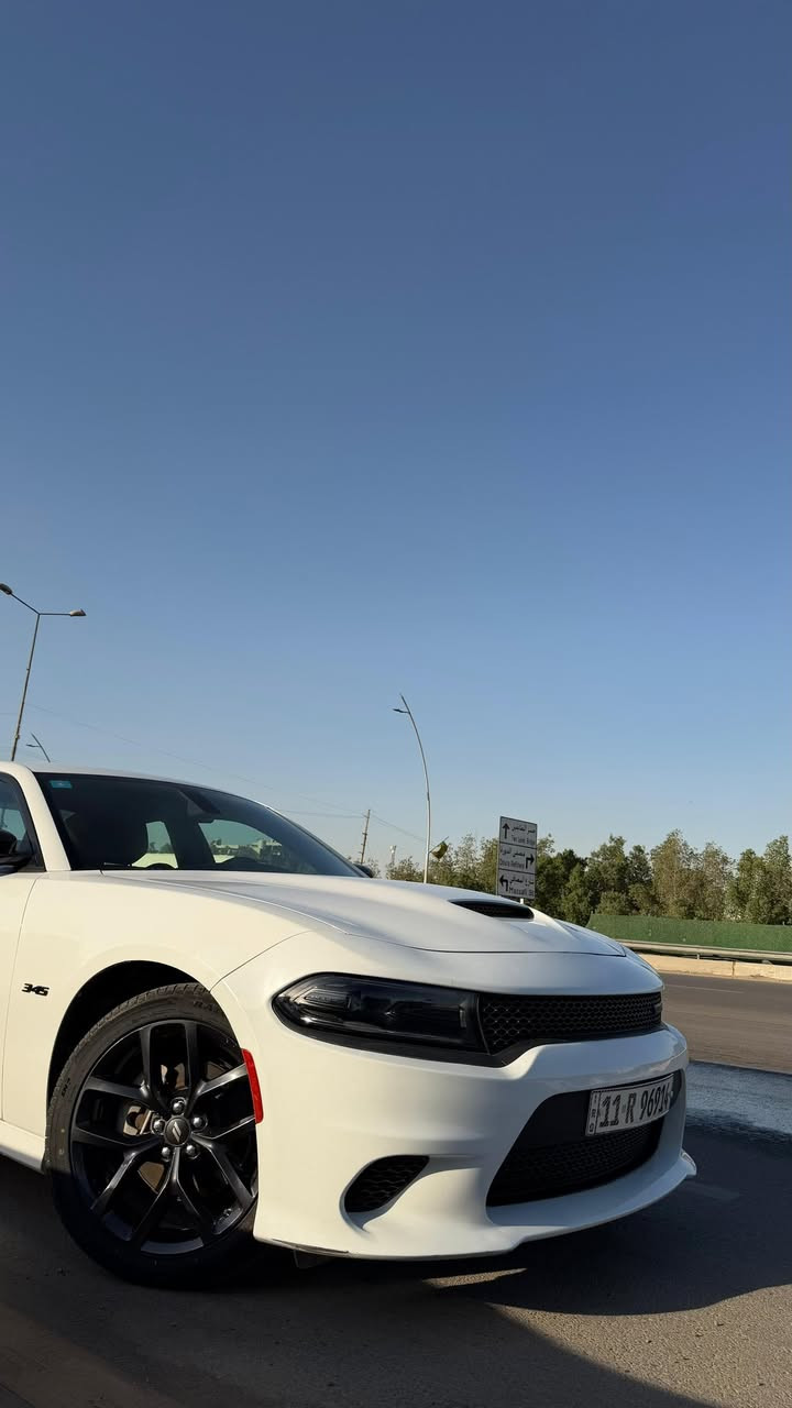 السلام عليكم جارجر 2023 لاست كول اخر نداء و Rt  5700 وكفاله عامه من الصبغ والتبديل وما اعتقد اكو جارجر 2023 بهل نضافه والجداده السياره مواصفاتها معروفه ميحتاج نحجي بيها وحادثه طخه كلش صغيره بالبنيد ورجعت بارد والباقي كله كفاله وحته الدعاميه بلاديه فقط بيها تكحيل ومكانها بغداد الدوره استفسار اكثر : ***********
