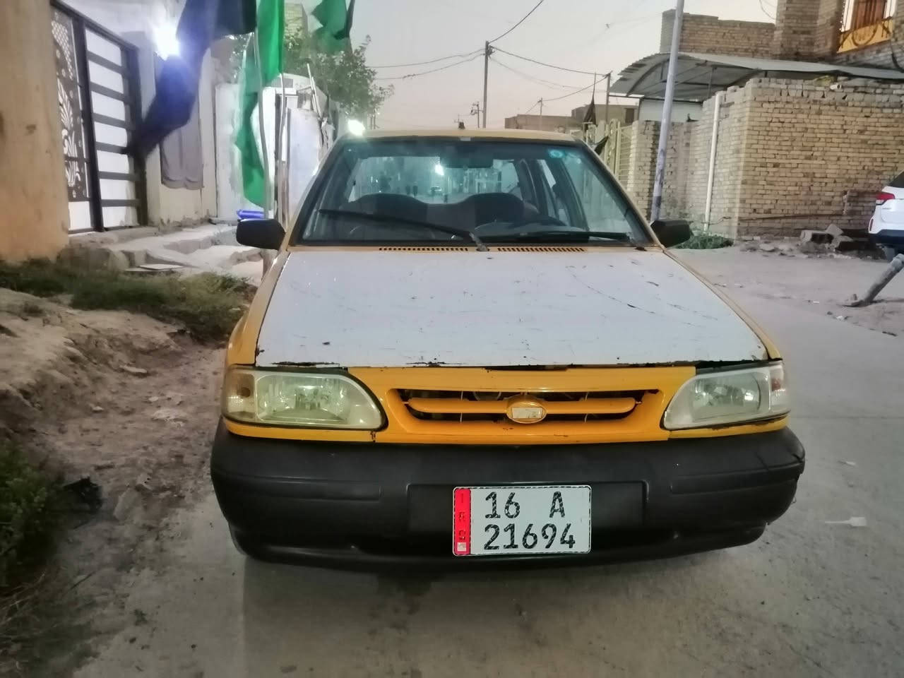 موديل ١٢ رقم نكليزي سنويه لغاية ٢٠٣٠ مصفره هيئة وغرامات راعيها جاري تحويل ثاني يوم مكينه كير جدد حداديه نضيفه تايرات نضيفات مكان السياره ذي قار الشطره السعر ١٨ وبيه مجال للأستفسار اتصل ***********
