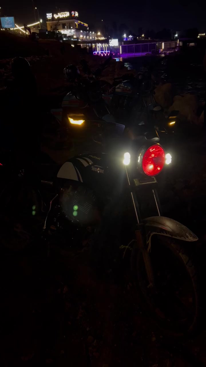 السلام وعليكم
نامة هوندازة للبيع رقم وسنوية باسمي تحويل مباشر محرك ٢٠٠ مكفول نقصها اشاير فقط ترايك بيها وين ميعجبك كبل للشارع مال شغل و عليها ادامة عراق بايك مكاني بغداد الدورة  *********** بي وانساب ٢٤ساعة 
سعرها1500 و بيها مجال
