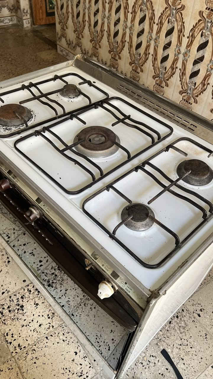 طباخ كريازي للبيع نظيف خمس عيون شغاله +فرن شغال سعر175وبي مجال كوت حي الجهاد


**إذا كنت صاحب هذا الإعلان وتريد حذفه لأي سبب، رجاءا أرسل رسالة إلى الدعم الفني**