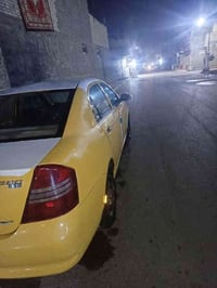 سيارة ليفان 2011 گير ومكينه كورلا تبريد شغال نقص البطانه مال السايق 40...