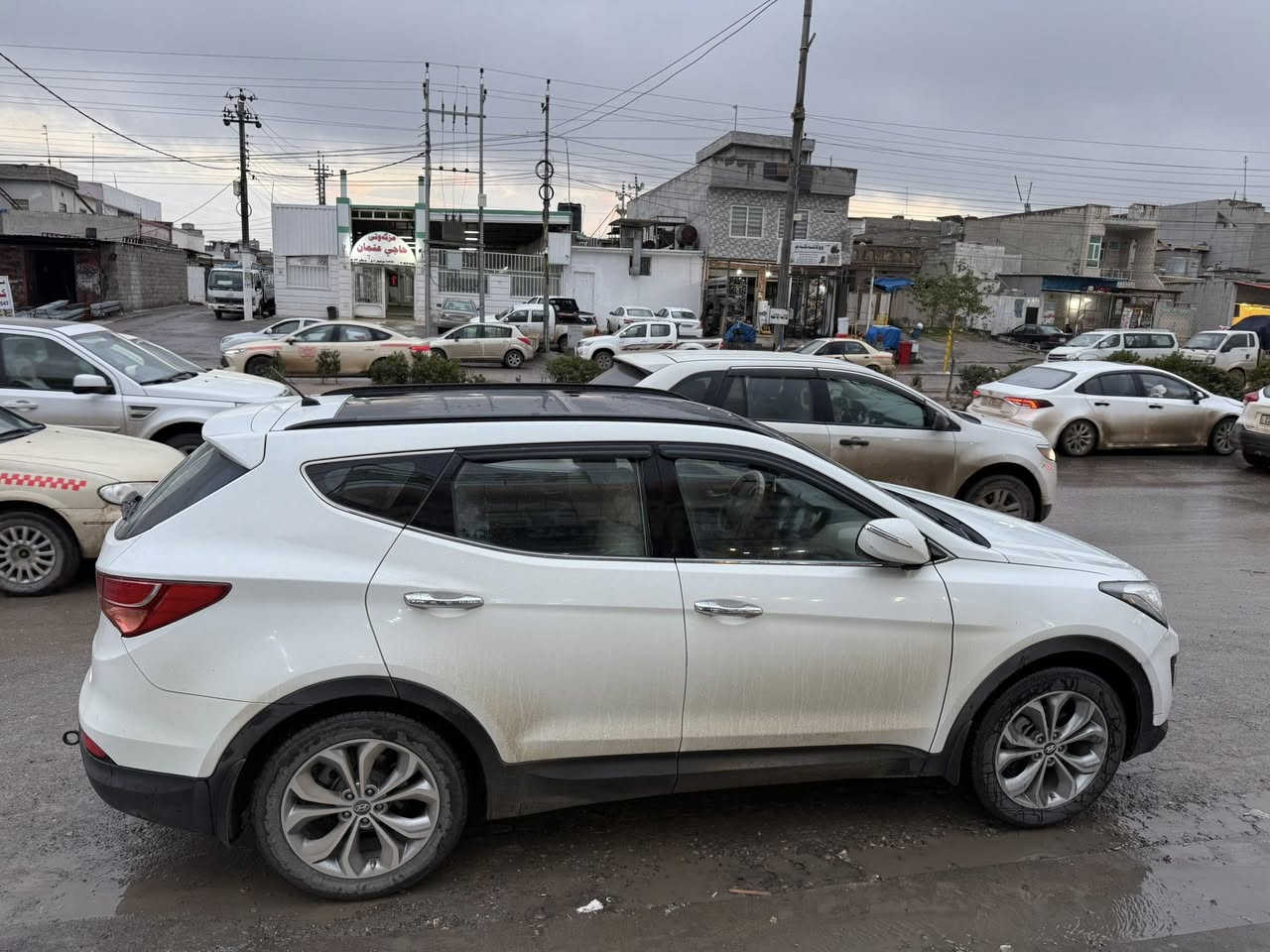 سلامو عليكم
اخوان عندي سنتافي 7 راكب
موديل 2013
4 سلندر
بي صبغ قطعتين و نص 
رقم أربيل 
سياره مال بيت 
وتساب
‭٠٧٥٠ ٢٢٩ ٥٧٣٥‬
