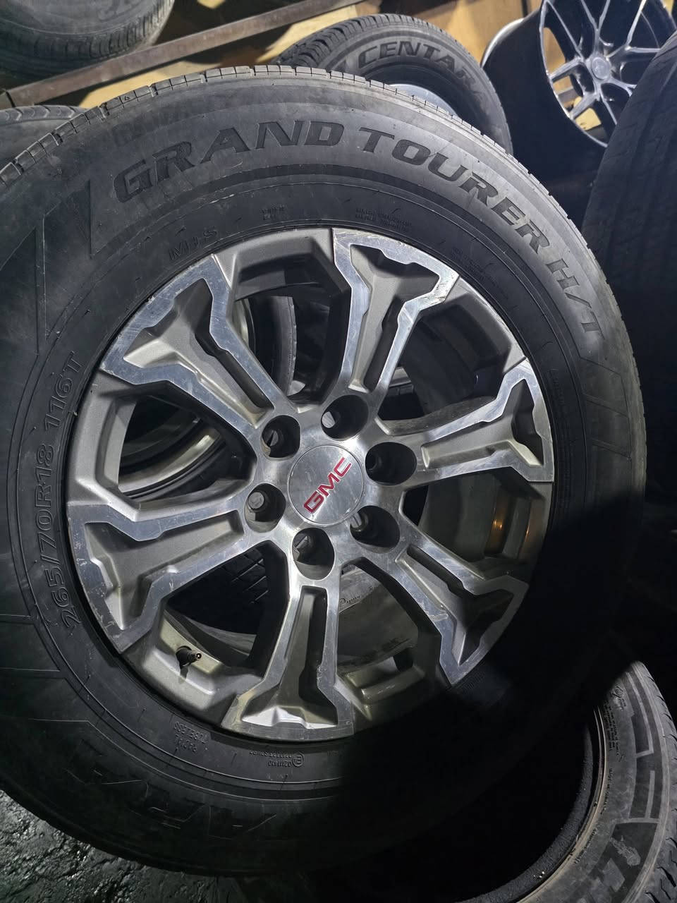 سلام عليكم شباب خدمات قيصر البهادلي ترحب بكم دائمن بيع وشراء مراوس جميع الوياله صبغ حراري ضمان سنه مكان بغداد شعب شارع اسواق مركزيه قرب نادي العربي مقابل مدرسه غمدان ***********
