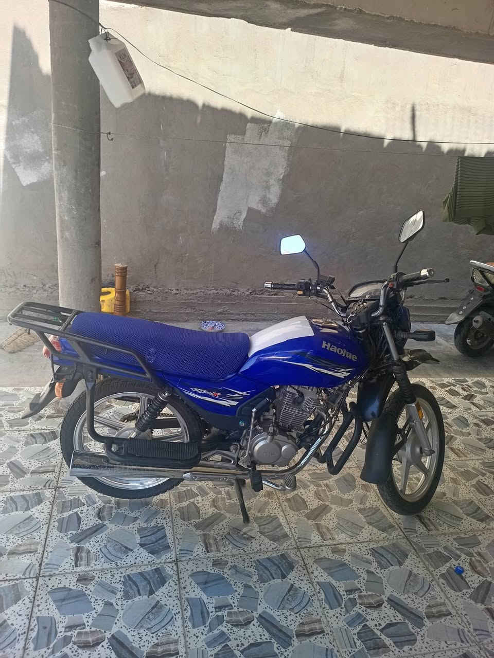 السلام عليكم ماطور هاوجي مسجل 23 رمادي شارع 20 سعر مليون ونص  ***********
