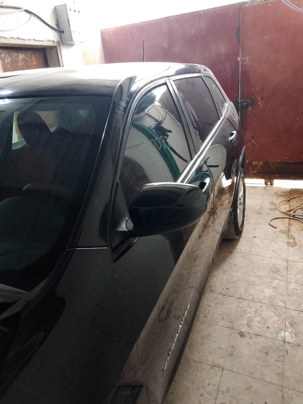 سياره جيب بزون موديل 19 وارد امريكي للبيع السعر 95 ورقه للاستفسار اكثر اتصل على الرقم   العنوان البصره الهارثه حي المرتضى ***********