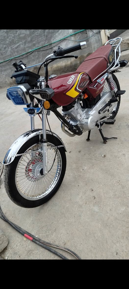 تايكر للبيع موديل 25 مكفولة كفالة عامة كير خمس نمر العنوان ديالى خان بني سعد الخاص مقفول مقفول السعر 775 وبيها مجال اتصل ودلل ***********
***********
