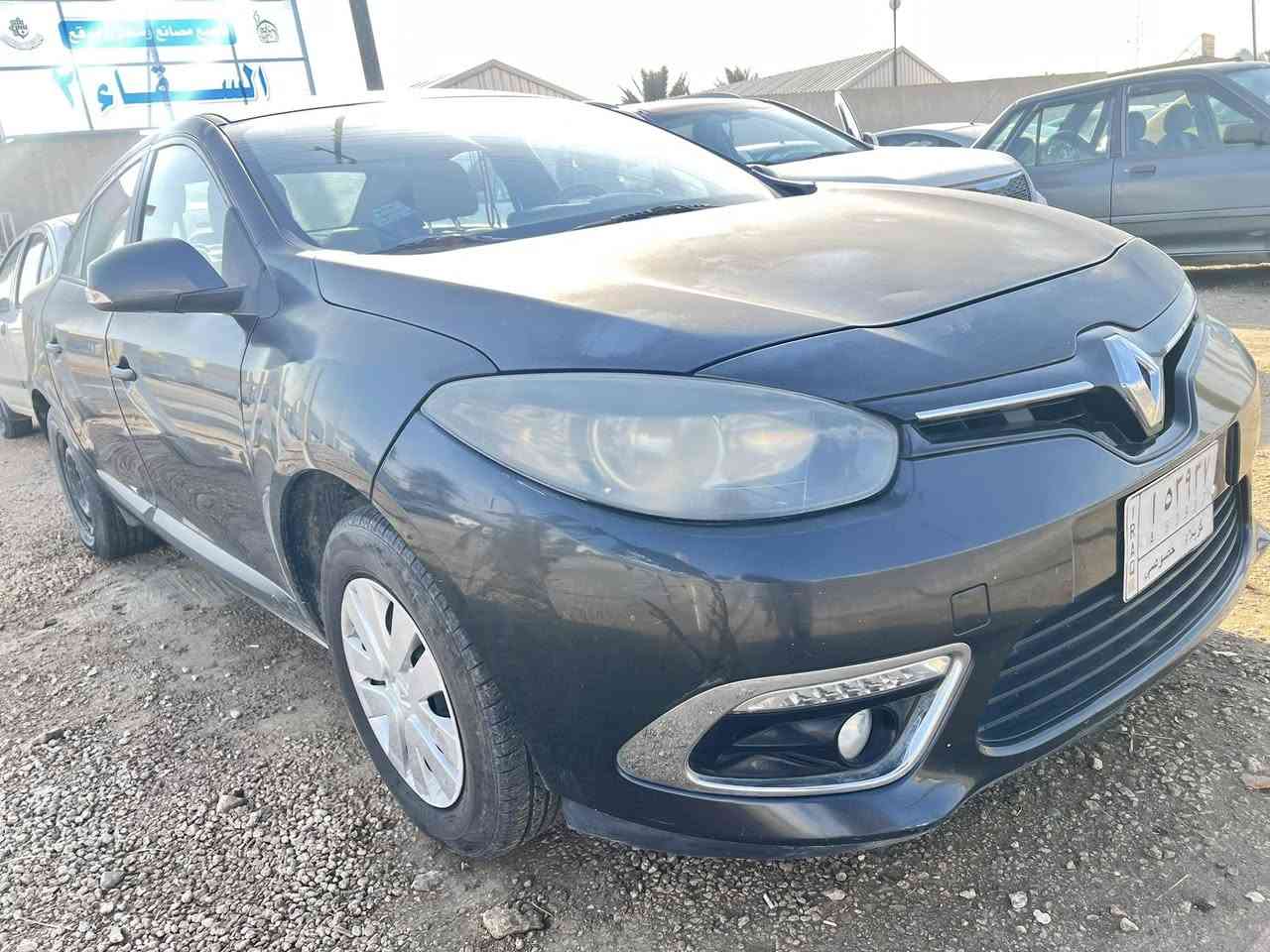 رينو فلونس موديل 2016
سياره مكفوله من ضربه وصبغ 
بيه جراد بنيد وقماره وجنطه 
سياره باسمي رقم كربلاء 
كير ومكينه ع وضعية الشركة
مكانة كربلاء 
سياره ماشيه 99 الف
رقم تلفون ***********
السعر 71 وبيه مجال
