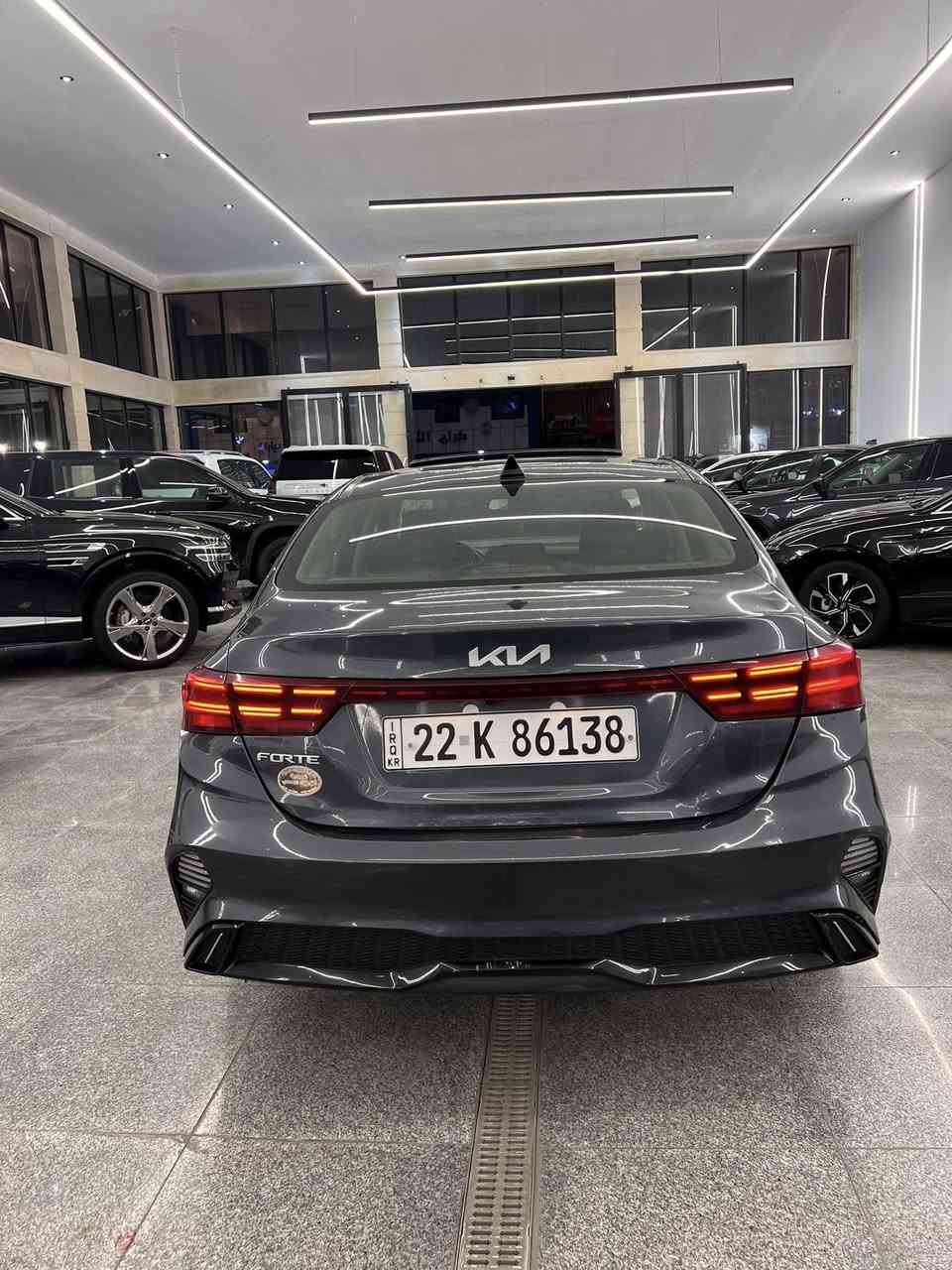 السلام عليكم فورتي 2023 LX العنوان البصرة
مواصفات معروفه فئة LX مثل الفتحة ورادارات نقط عمياء تحكمات ستيرن و و هواي مواصفات 

البصرة << الجنينة شارع البهو >> 

صور الحادث مرفقة ب منشور ويه الصور 
 ماشية 51 كيلو يعني ب ميل تطلع اقل بهواي سياره حيل نضيفه 

السعر 146  الاتصال ***********
