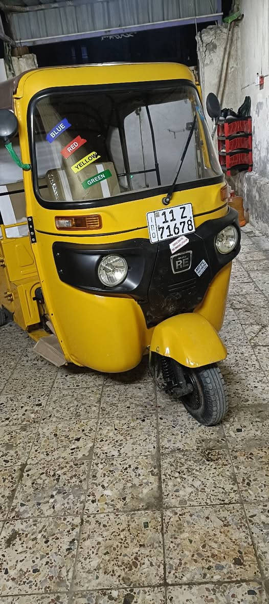 السلام عليكم تكتك للبيع موديل22
بيهة صبغ بالغد وبارد جوه القبق مال بانزين موضح بالصوره مكينه ما مفتوحه (مدينة الصدر الاورفلي)
السعر8800 وبيهة مجال 
رقم ***********
انتصال أو واتساب مفتوح
