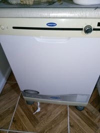 ارستون • غسالة صحون • شغالة