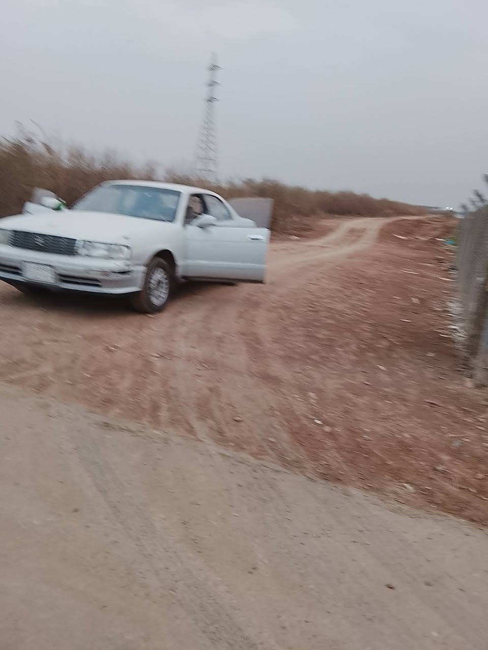 السلام عليكم بطه للبيع موديل 94 السياره مقفوله كفاله عامه  سياره جاهزه كل نقص مابيهه  مكينه جديده تخم تاير سياره جاهزه كل نقص ما بيها  السعر 22 سياره جاهزه العنوان بغداد رقم الهاتف، ***********
