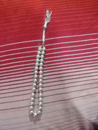 سبحه فضه ٣٧ غرام سعر الغرام ٤ الاف نقاوته فول  لمعه يوجد خدمه توصيل 07...