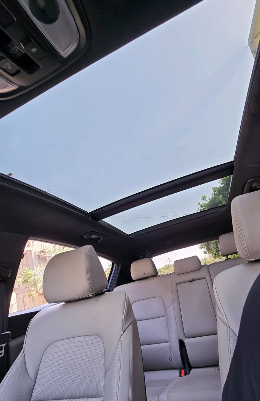 للبيع اسبورتج 2022 ماشيه 28  الف مكفوله التقرير تخريب اجزاء من المحرك سرقه اليده مال باب  باب الخلفيه فقط بارد   فقط نقطه صبغ مابيه السعر 180 الاتصال ***********
