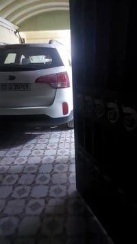 الدار للبيع حي الوحدة بصف الركن شارع تجاري جاهز للتبليط عرض الشارع ١٥م...