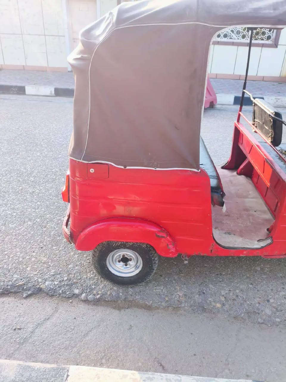 سلام عليكم تكتك لبيع موديل 20تكتك بيه صفحه معجون تكتك حلوه مال جناي كبل لشارع اوراق شاكر سعر 4700وبيه مجال قليل  لشراي ***********
