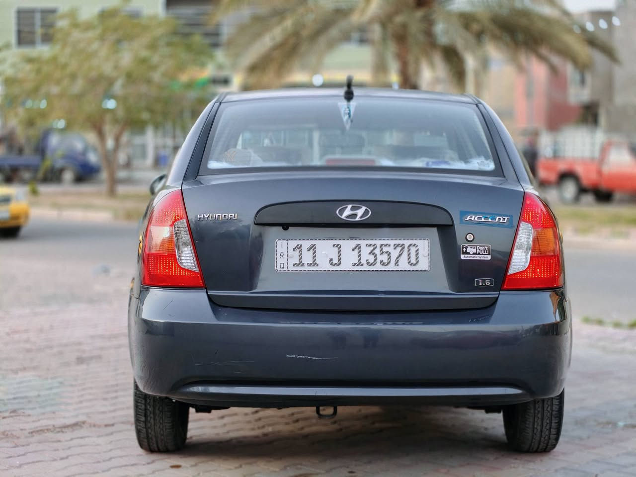 السلام عليكم.. اكسنت موديل 2009 محرك 1600 السيارة مكفولة كفالة عامة مابيها اي نواقص تبريد ثلج ❄️⛄تدفئة🔥صدر امامي خلفي مع المشط جدد... تايرات امامي خلفي مع الأسبير جدد. السيارة جديدة ومامتعوبة مال بيت كتلوكات الشركة بعدها بيها🩷
مكاني بغداد حي اور✔️
سعرها 95 وبيها مجال بسيط للشراي🩵
للتواصل اتصل على الرقم مامتواجد على الماسنجر ***********✔️
ماتعجبك السيارة اكتبلك كلمة حلوة🩷
