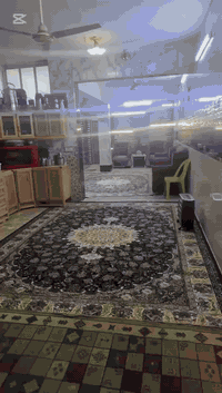 السلام عليكم
———————-

دار للبيع مساحه ١٦٠ متر العنوان الشعلة الرحمانية قرب معمل الثلج يحتوي الدار على ٦ غرف نوم كبيره ومطبخ + ستقبال +صالات عدد٢ + حمامات  عدد ٤  +مناور عدد٢       .ولمعرفة السعر يرجى الاتصال برقم الآتي  ***********
